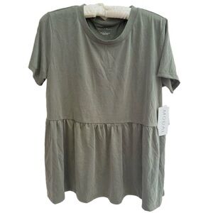 NWT Olive Green Ruffled Top Chelsea & Theodore Women’s Large
